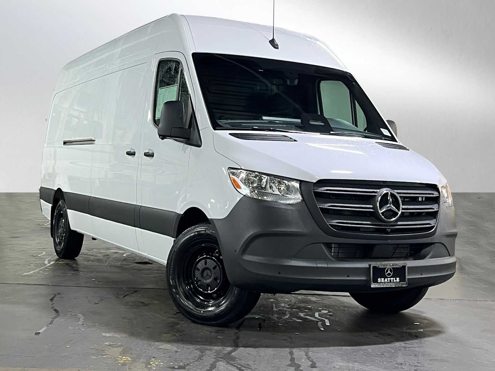 2026 Mercedes-Benz Sprinter 2500 High Roof I4 Diesel HO 170" RWD