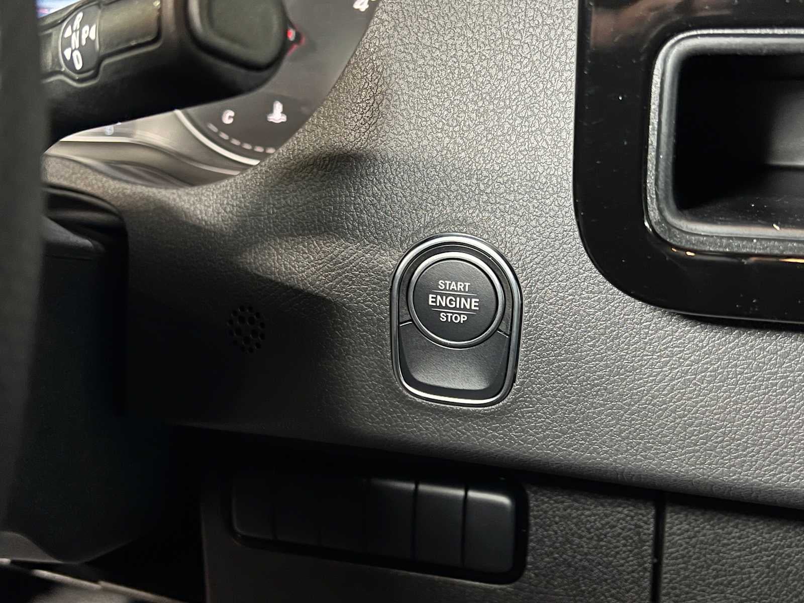 2026 Mercedes-Benz Sprinter 2500 High Roof I4 Diesel HO 170" RWD