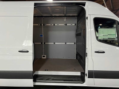 2026 Mercedes-Benz Sprinter 2500 High Roof I4 Diesel HO 170 RWD