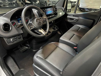 2026 Mercedes-Benz Sprinter 2500 High Roof I4 Diesel HO 170 RWD