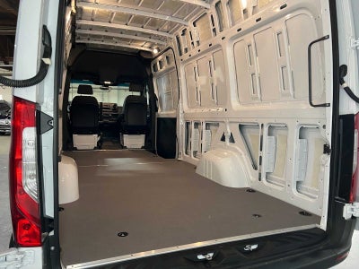 2025 Mercedes-Benz Sprinter Cargo Van 2500 High Roof I4 Diesel HO 170 RWD