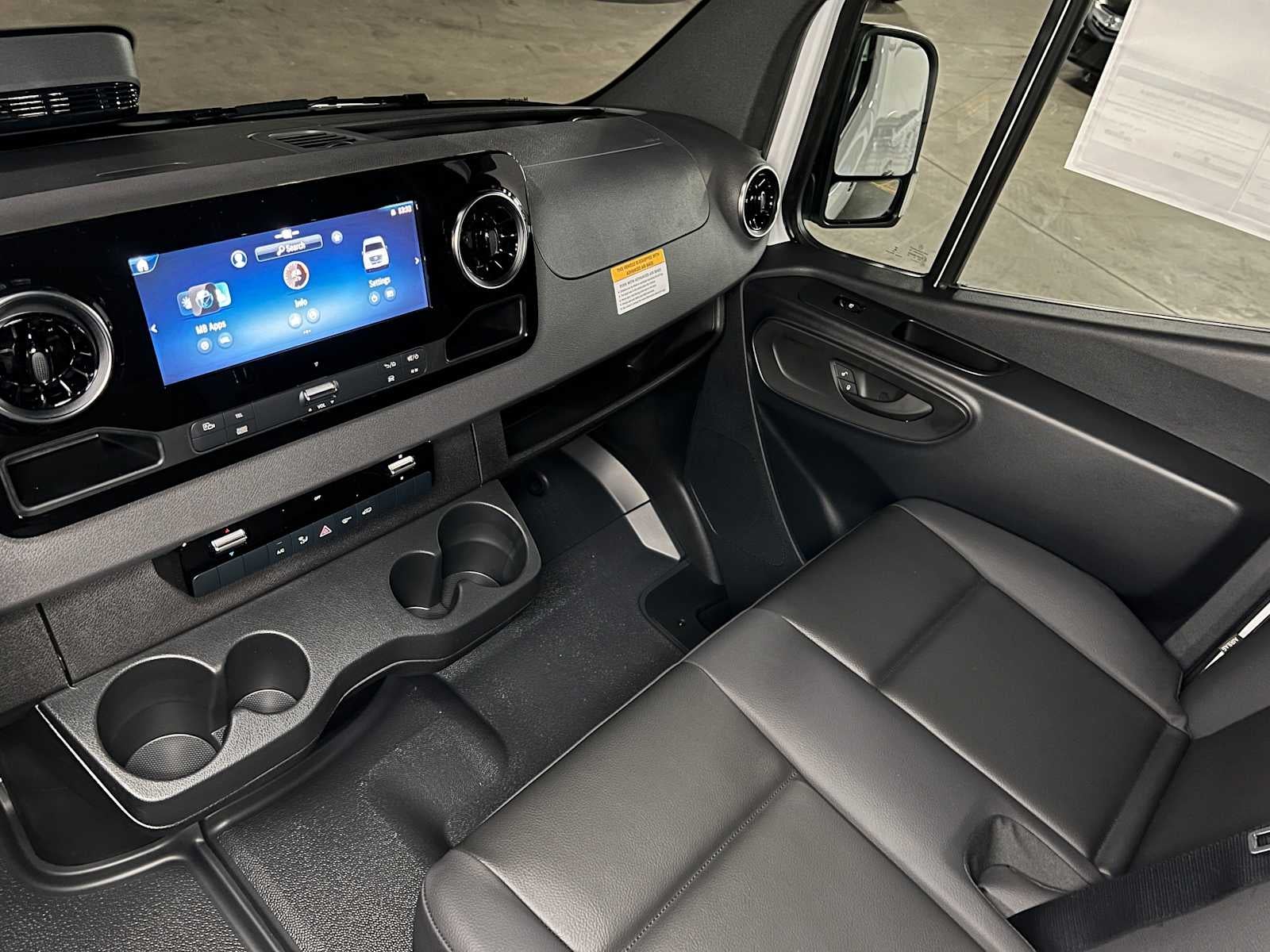 2026 Mercedes-Benz Sprinter 2500 High Roof I4 Diesel HO 170 RWD