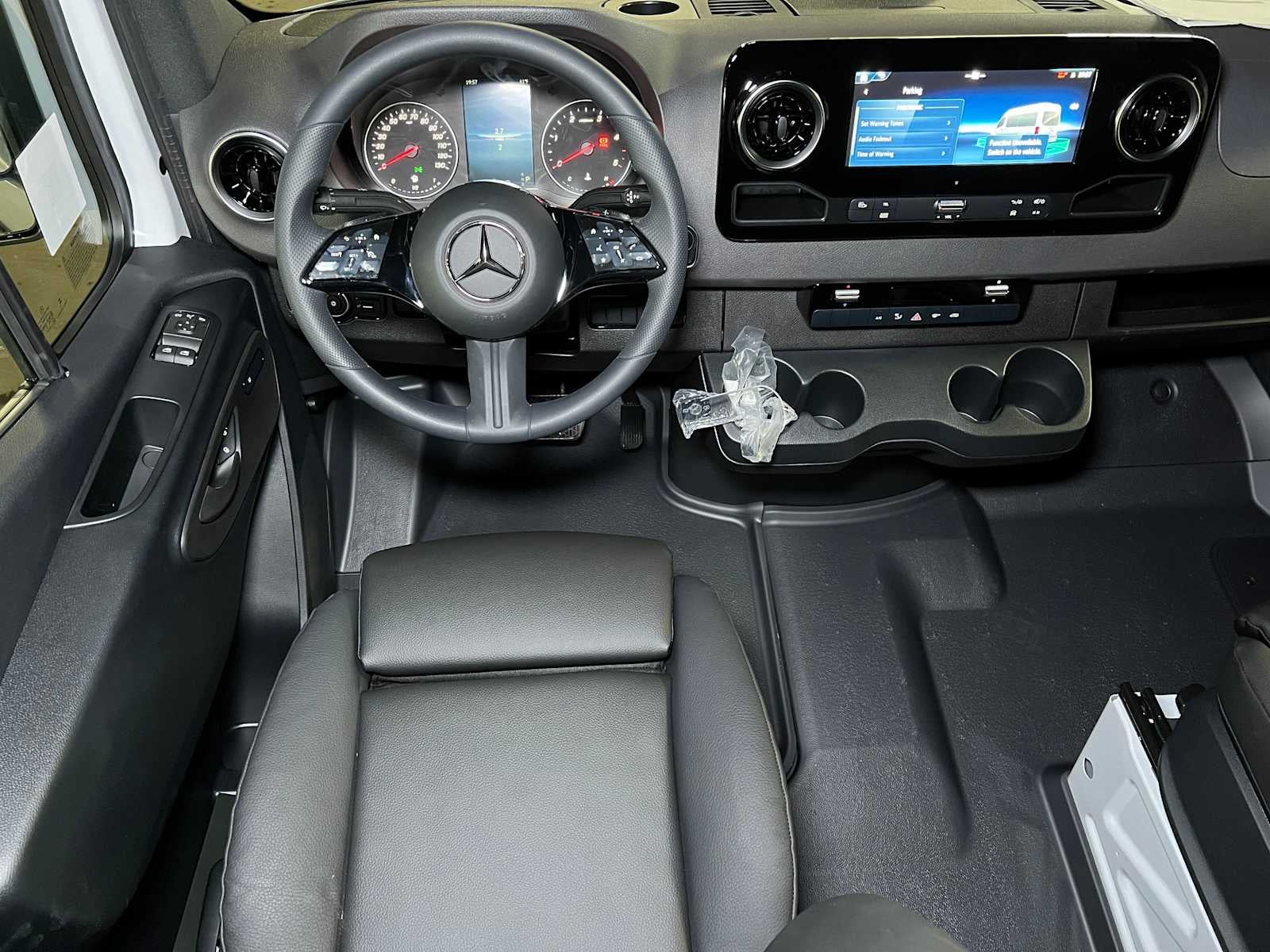 2025 Mercedes-Benz Sprinter Cargo Van 2500 High Roof I4 Diesel HO 170" RWD