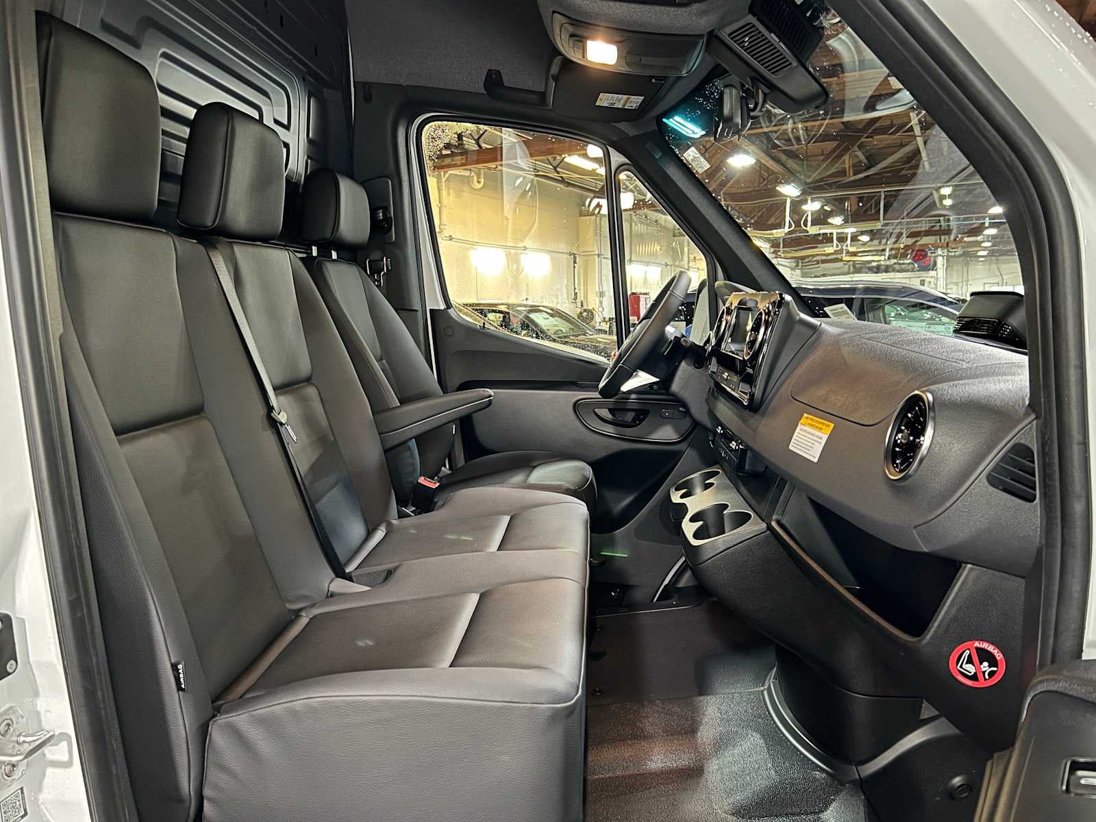 2026 Mercedes-Benz Sprinter 2500 High Roof I4 Diesel HO 170 RWD