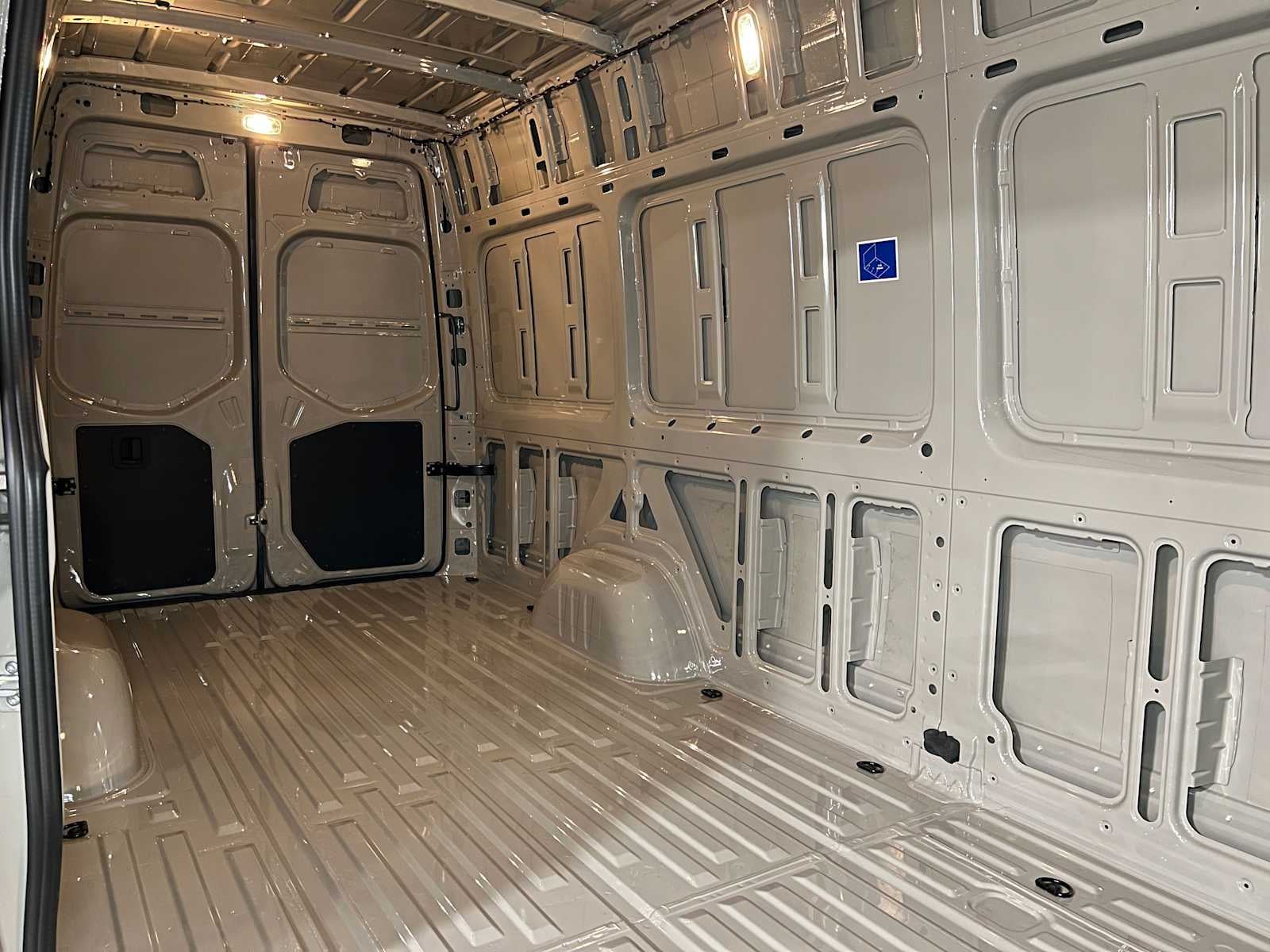 2026 Mercedes-Benz Sprinter 2500 High Roof I4 Diesel HO 170 AWD