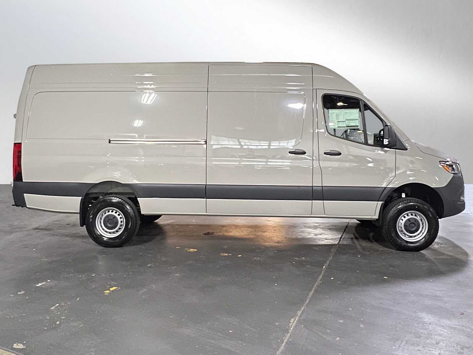 2026 Mercedes-Benz Sprinter 2500 High Roof I4 Diesel HO 170 AWD
