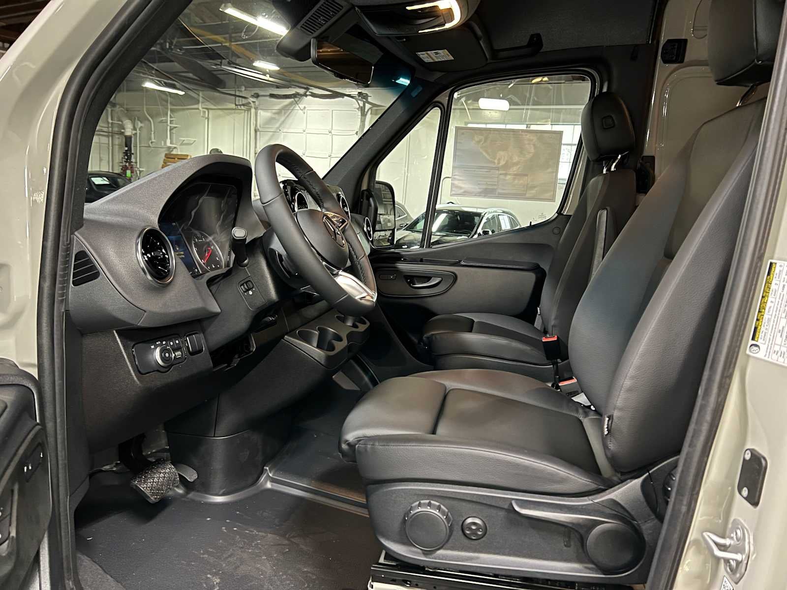 2026 Mercedes-Benz Sprinter 2500 High Roof I4 Diesel HO 170 AWD