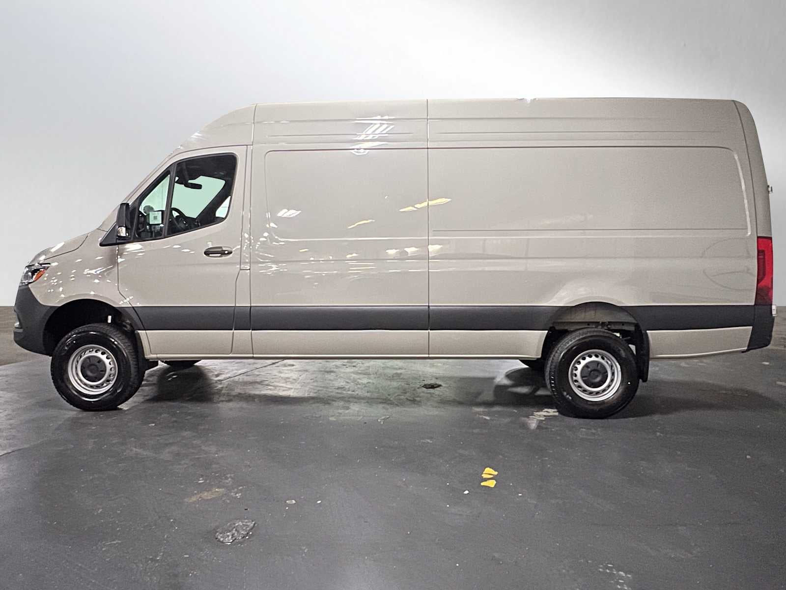 2026 Mercedes-Benz Sprinter 2500 High Roof I4 Diesel HO 170 AWD