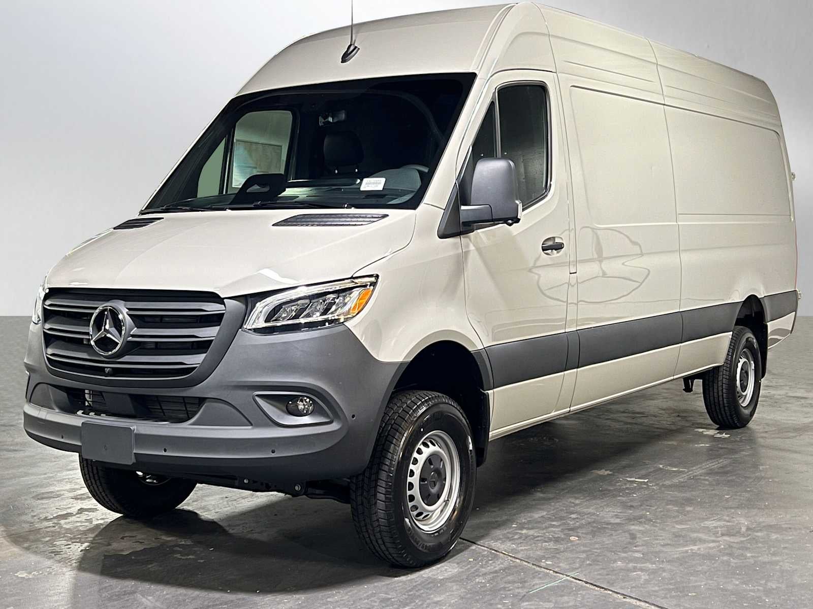 2026 Mercedes-Benz Sprinter 2500 High Roof I4 Diesel HO 170 AWD