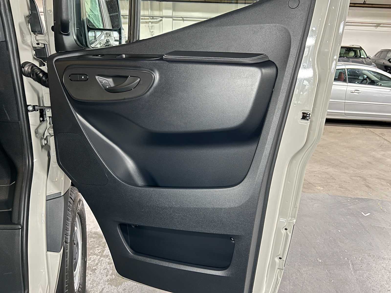 2026 Mercedes-Benz Sprinter 2500 High Roof I4 Diesel HO 170 AWD