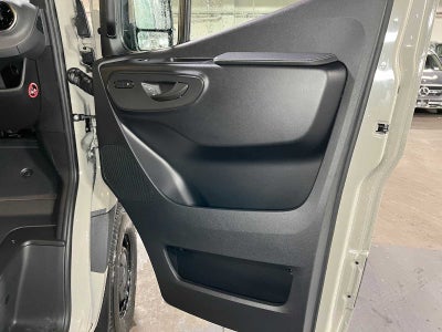 2026 Mercedes-Benz Sprinter 2500 High Roof I4 Diesel HO 170 AWD