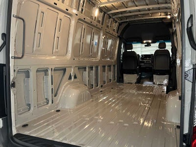 2026 Mercedes-Benz Sprinter 2500 High Roof I4 Diesel HO 170 AWD