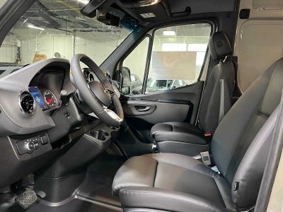 2026 Mercedes-Benz Sprinter 2500 High Roof I4 Diesel HO 170 AWD