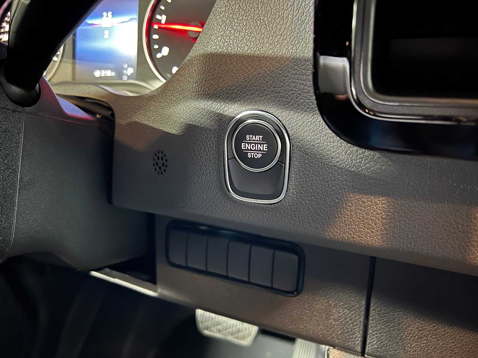 2026 Mercedes-Benz Sprinter 2500 High Roof I4 Diesel HO 170 AWD