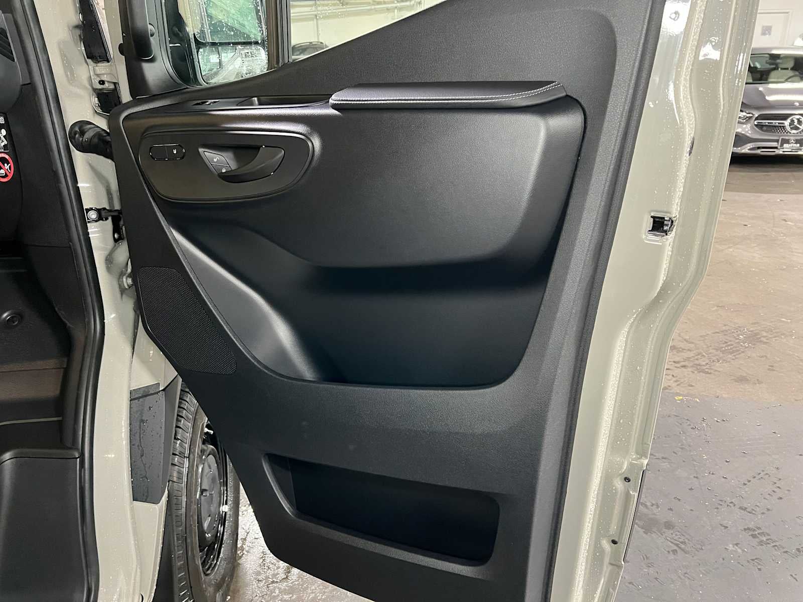 2026 Mercedes-Benz Sprinter 2500 High Roof I4 Diesel HO 170 AWD