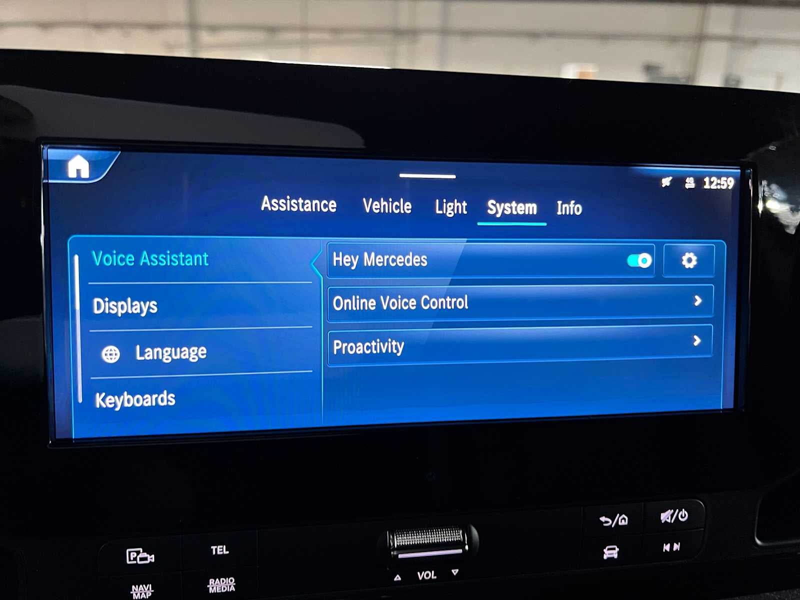 2026 Mercedes-Benz Sprinter 2500 High Roof I4 Diesel HO 170 AWD