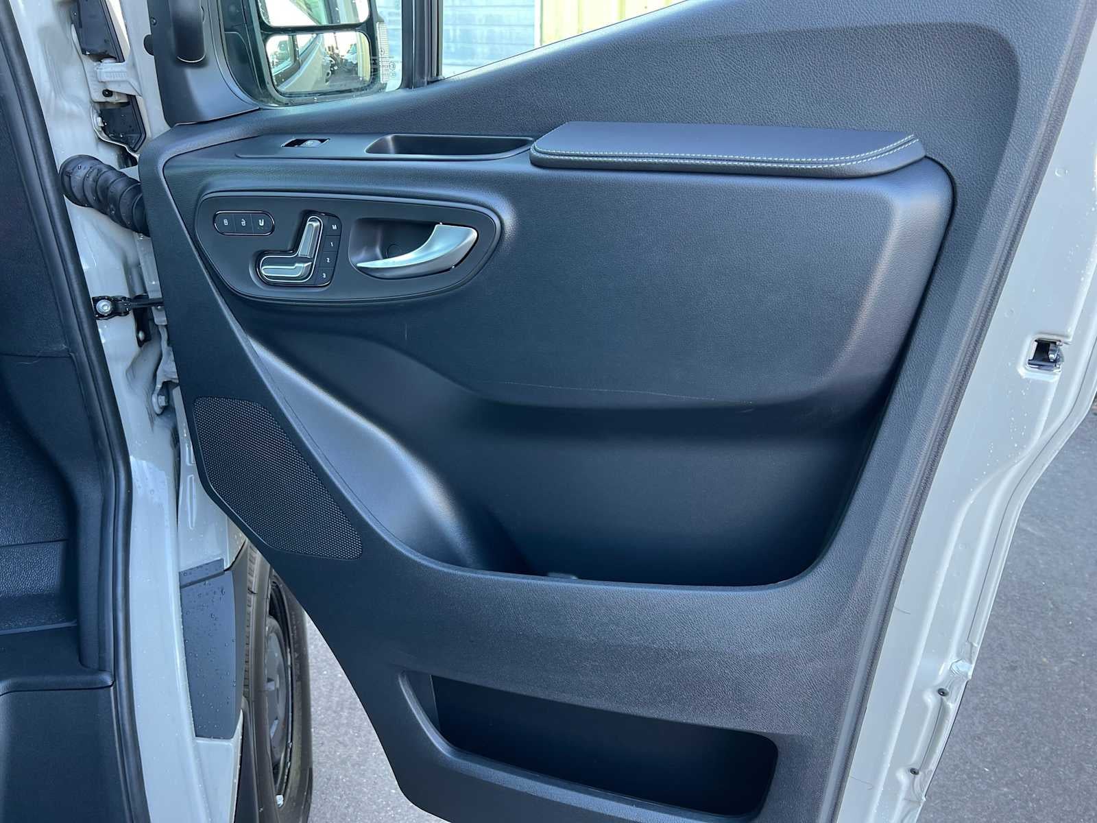 2026 Mercedes-Benz Sprinter Cargo 2500 High Roof I4 Diesel HO 170 AWD