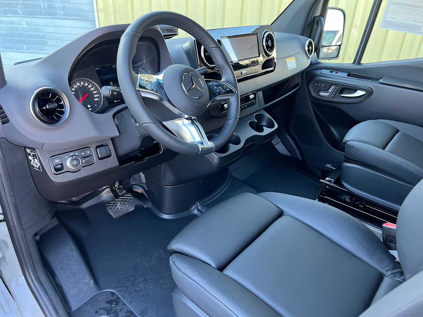 2026 Mercedes-Benz Sprinter Cargo 2500 High Roof I4 Diesel HO 170 AWD
