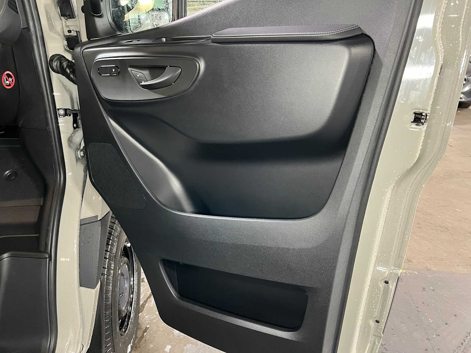 2026 Mercedes-Benz Sprinter 2500 High Roof I4 Diesel HO 170 AWD