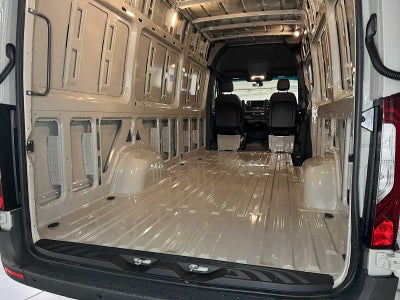 2026 Mercedes-Benz Sprinter 2500 High Roof I4 Diesel HO 170 AWD