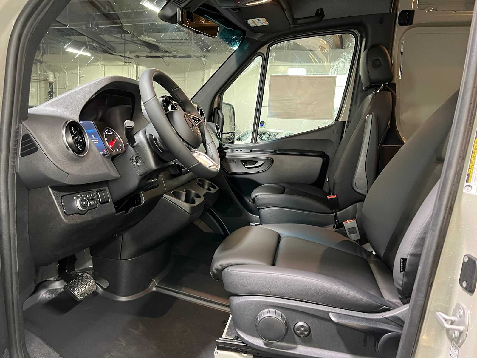 2026 Mercedes-Benz Sprinter 2500 High Roof I4 Diesel HO 170 AWD