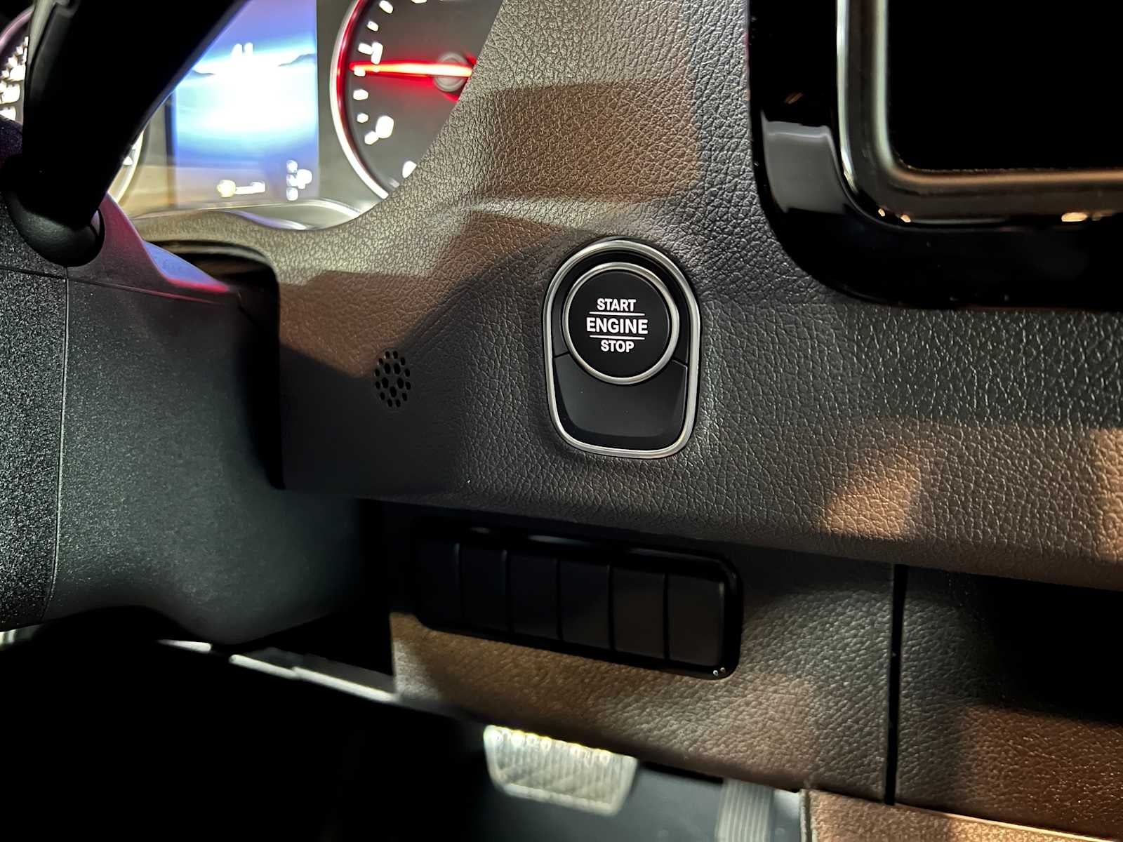 2026 Mercedes-Benz Sprinter 2500 High Roof I4 Diesel HO 170 AWD