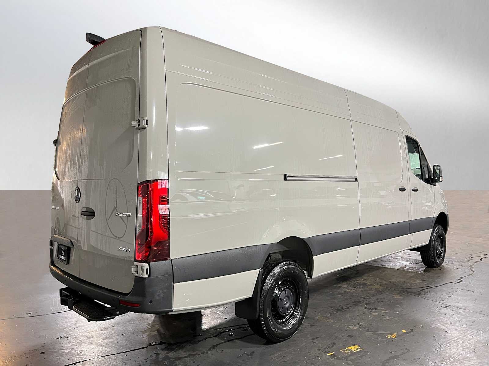 2026 Mercedes-Benz Sprinter 2500 High Roof I4 Diesel HO 170 AWD