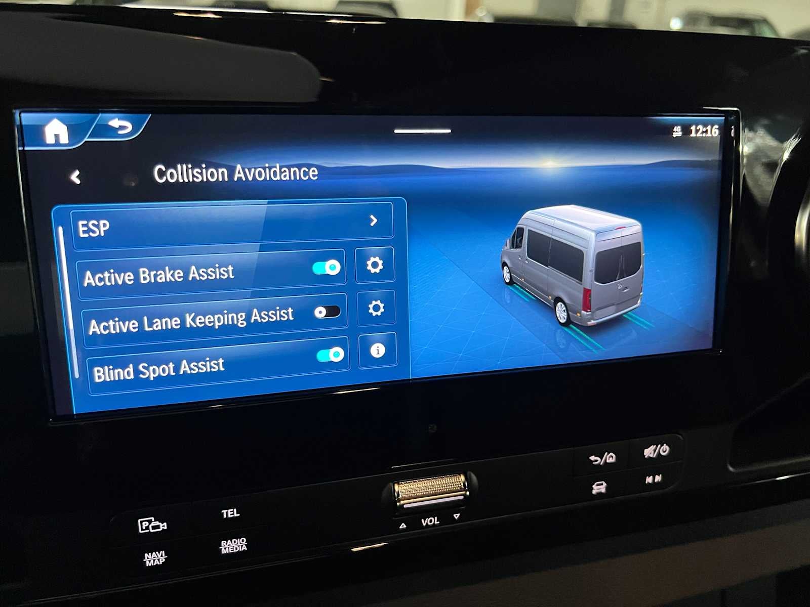 2026 Mercedes-Benz Sprinter 2500 High Roof I4 Diesel HO 170 AWD