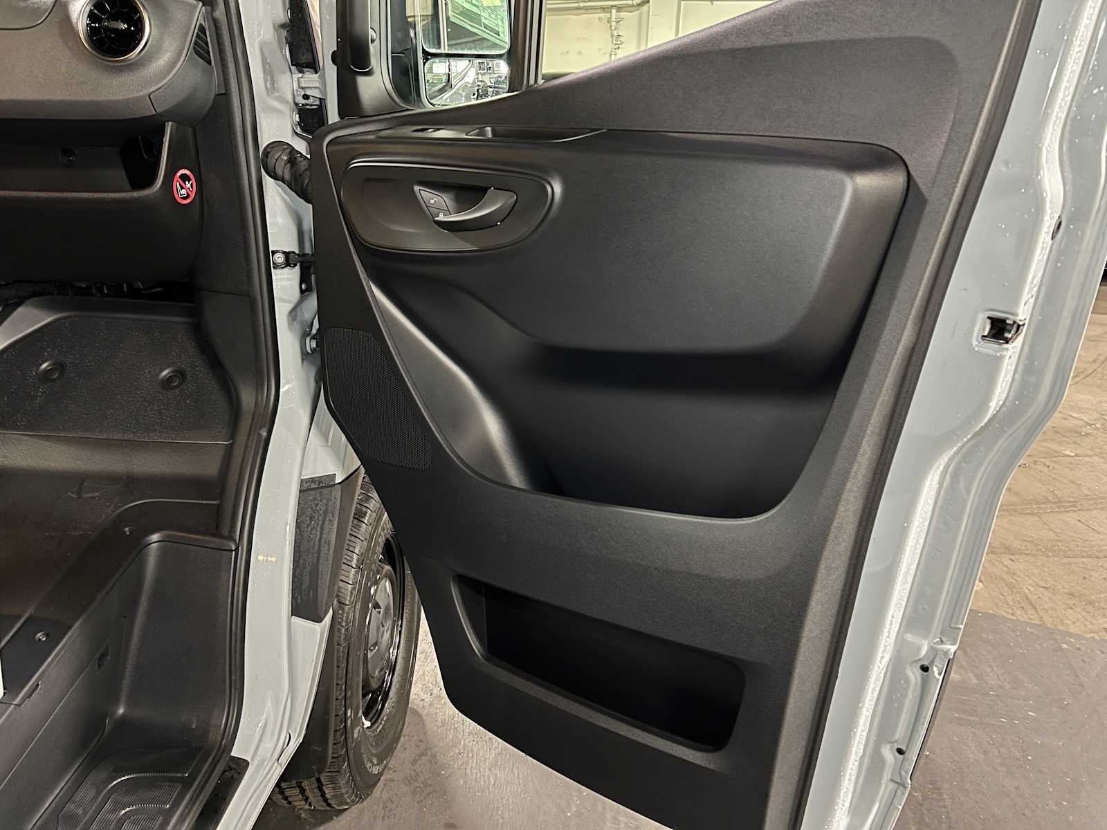 2025 Mercedes-Benz Sprinter Cargo Van 2500 High Roof I4 Diesel HO 170 AWD