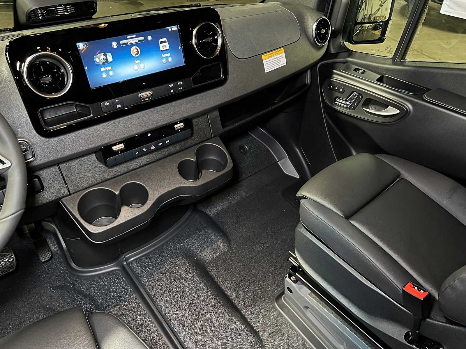 2026 Mercedes-Benz Sprinter 2500 High Roof I4 Diesel HO 170" AWD