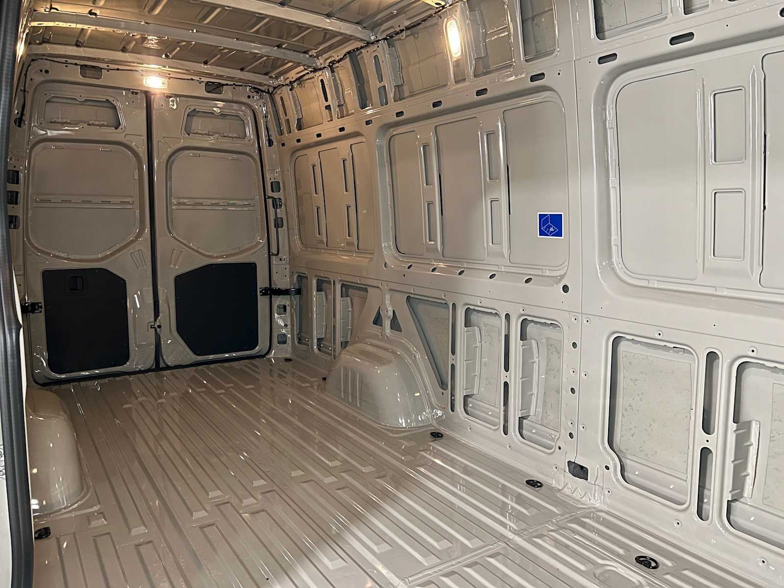 2026 Mercedes-Benz Sprinter 2500 High Roof I4 Diesel HO 170 AWD