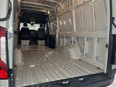 2026 Mercedes-Benz Sprinter 2500 High Roof I4 Diesel HO 170 AWD