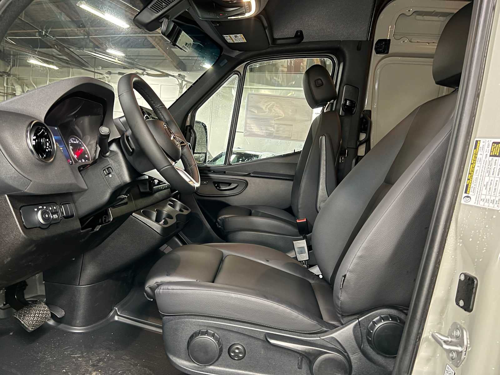 2026 Mercedes-Benz Sprinter 2500 High Roof I4 Diesel HO 170 AWD