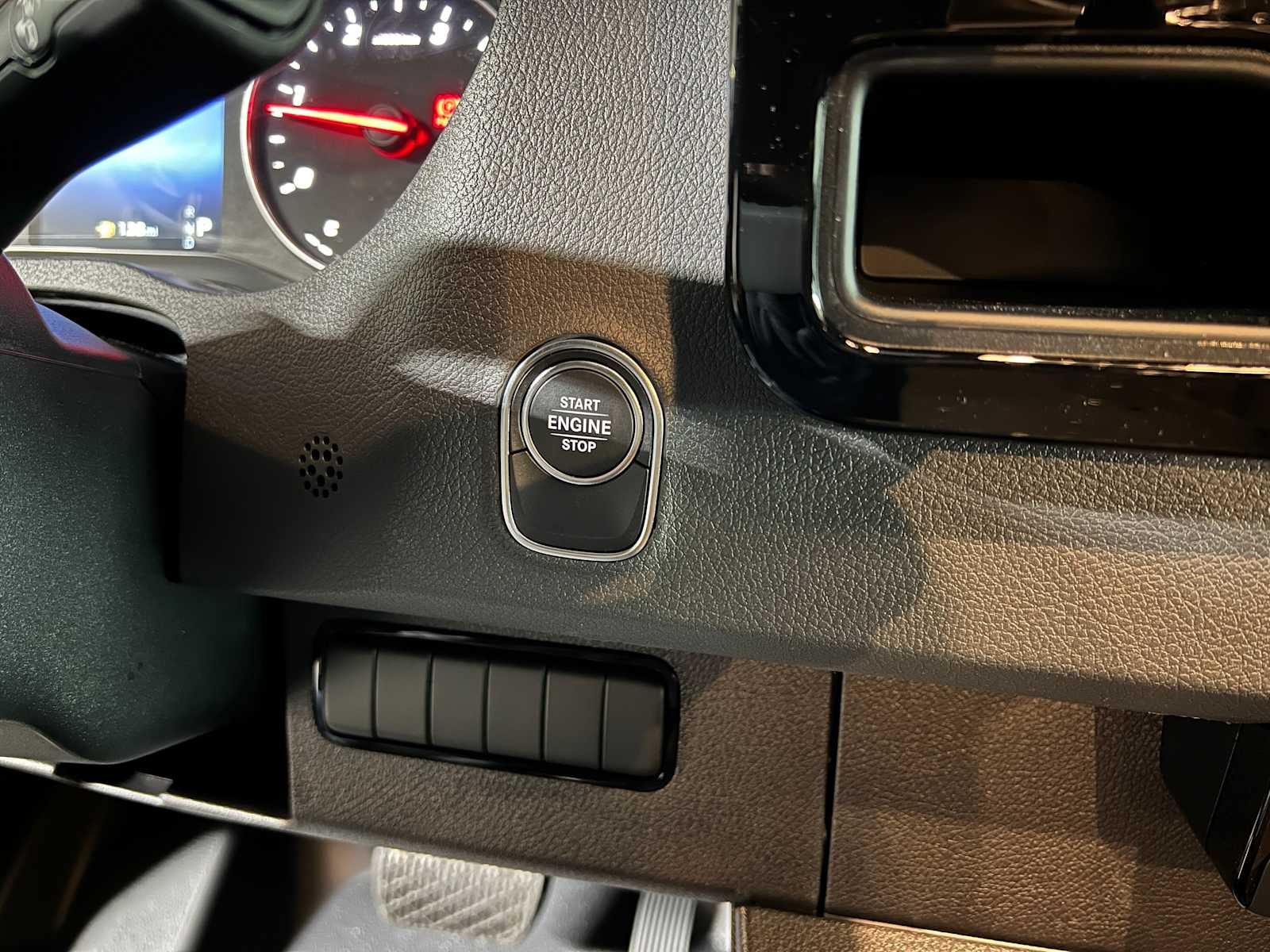 2026 Mercedes-Benz Sprinter 2500 High Roof I4 Diesel HO 170 AWD