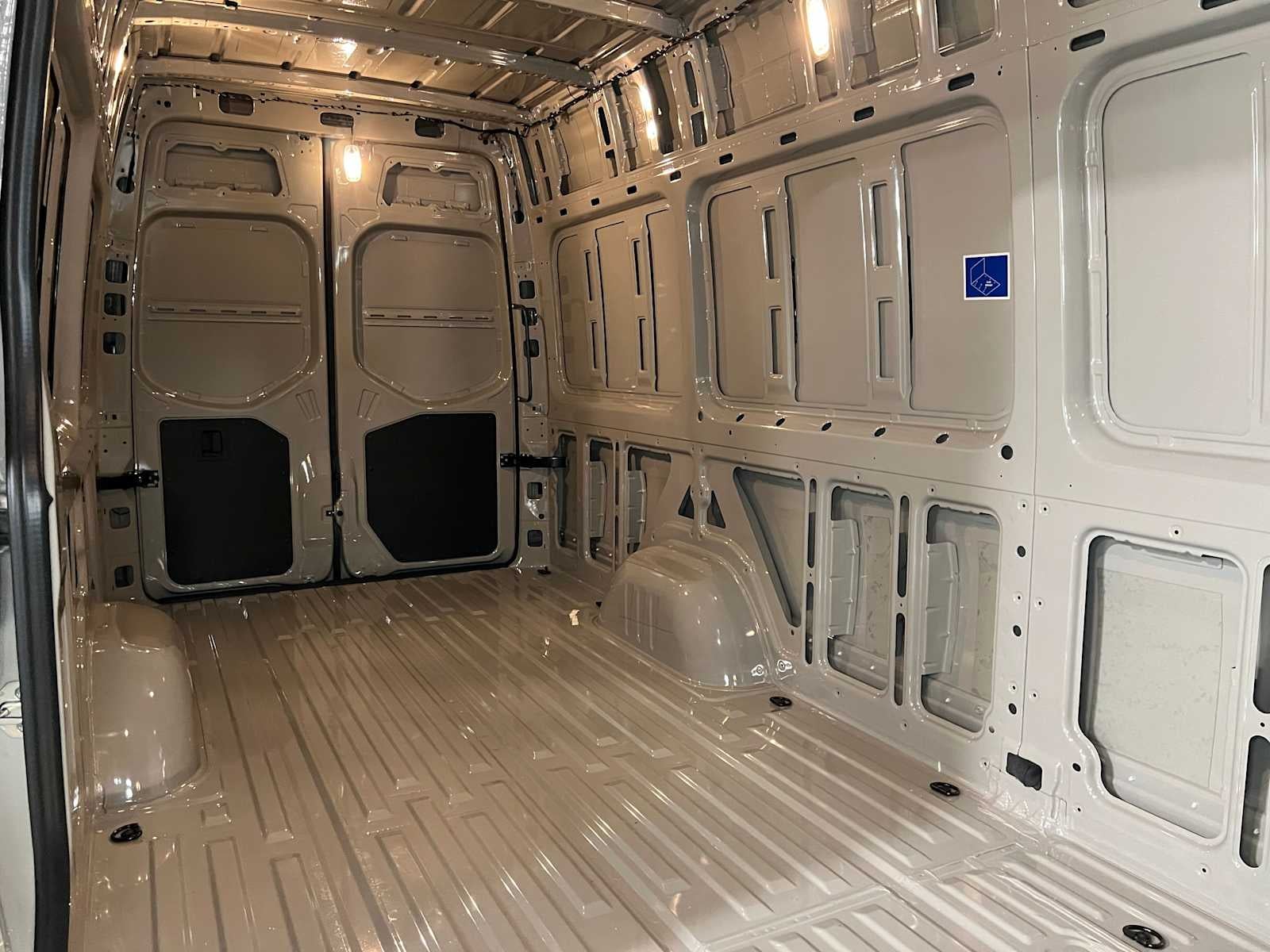 2026 Mercedes-Benz Sprinter 2500 High Roof I4 Diesel HO 170 AWD