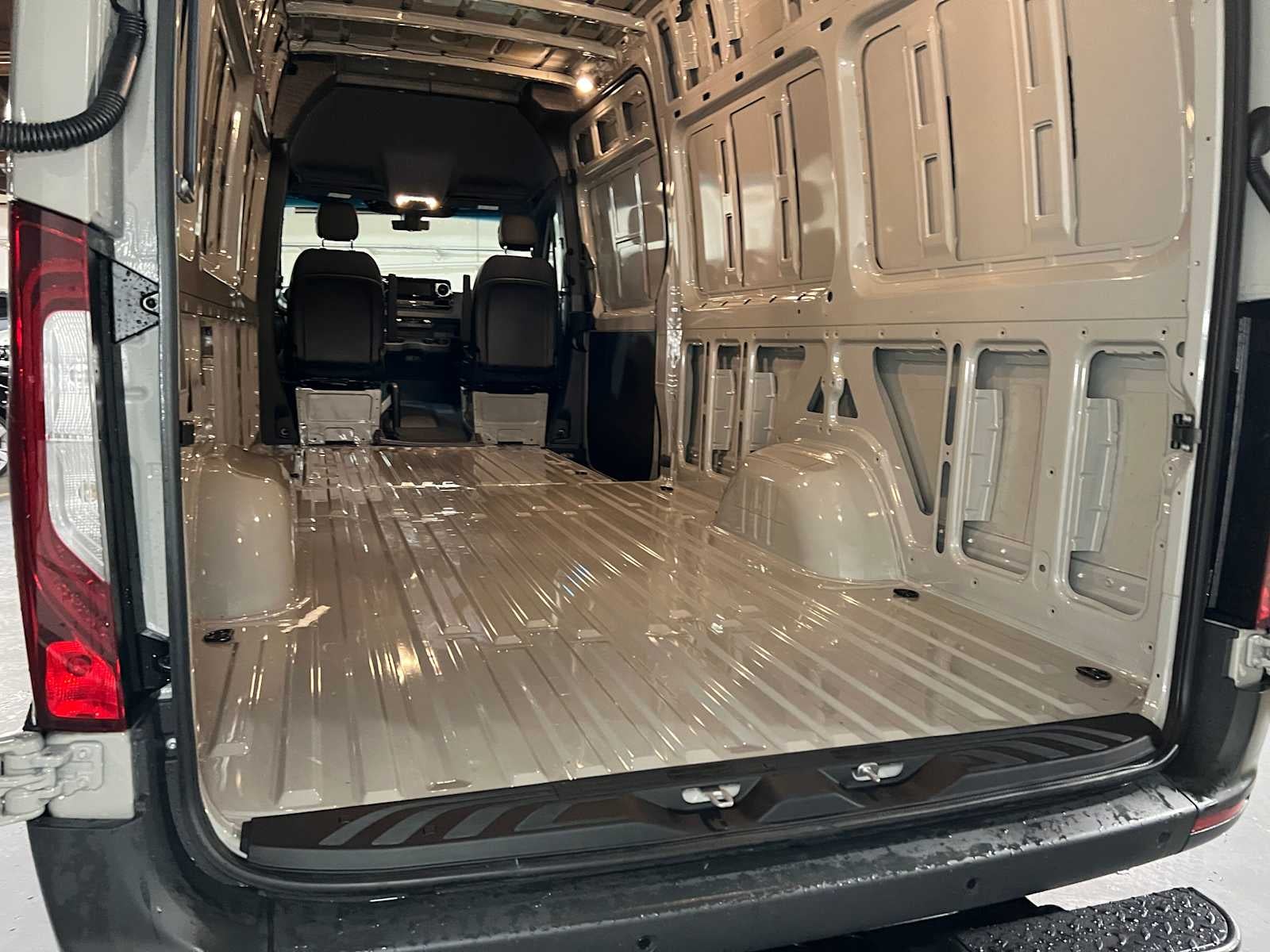 2026 Mercedes-Benz Sprinter 2500 High Roof I4 Diesel HO 170 AWD