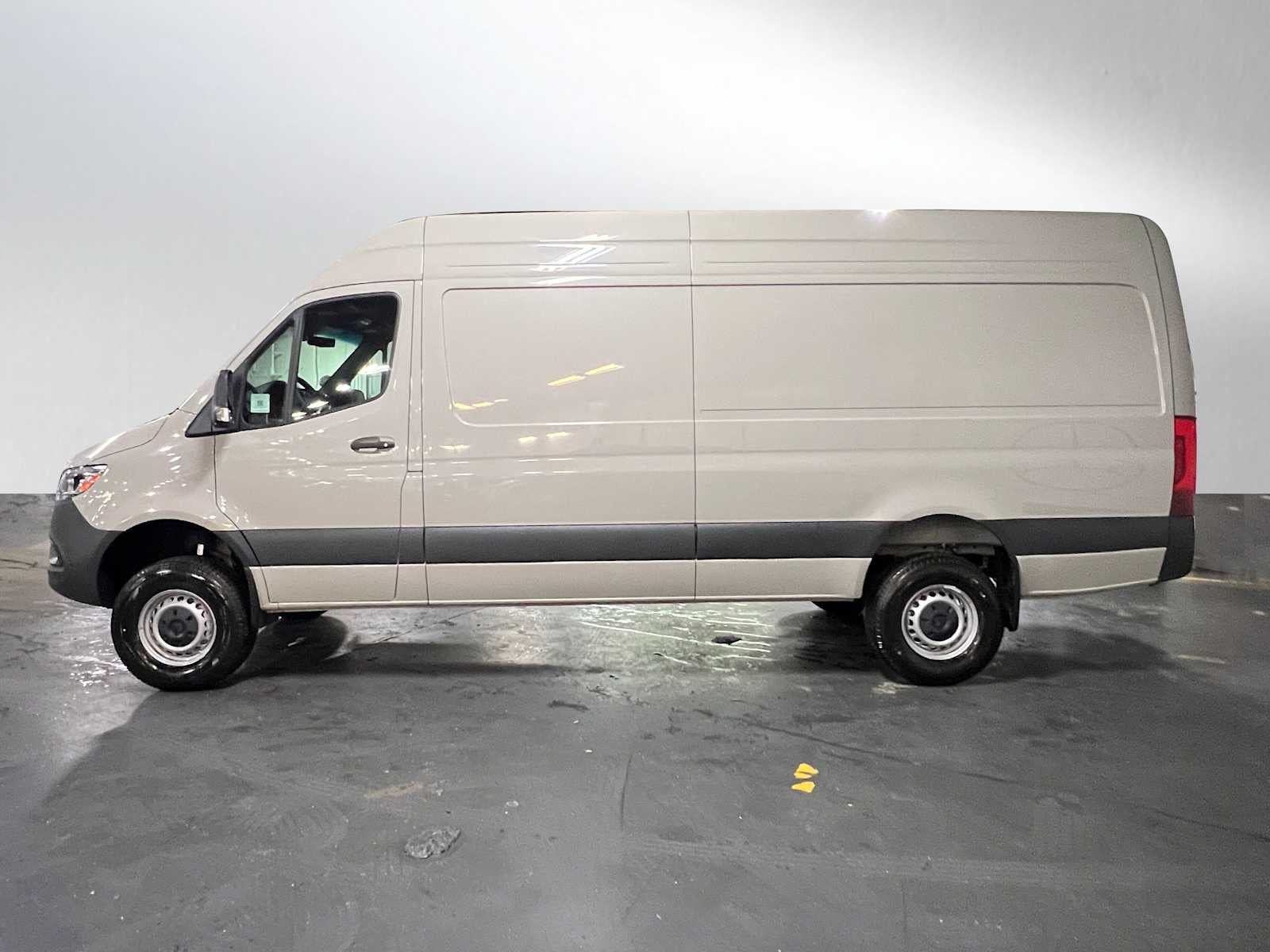 2026 Mercedes-Benz Sprinter 2500 High Roof I4 Diesel HO 170 AWD