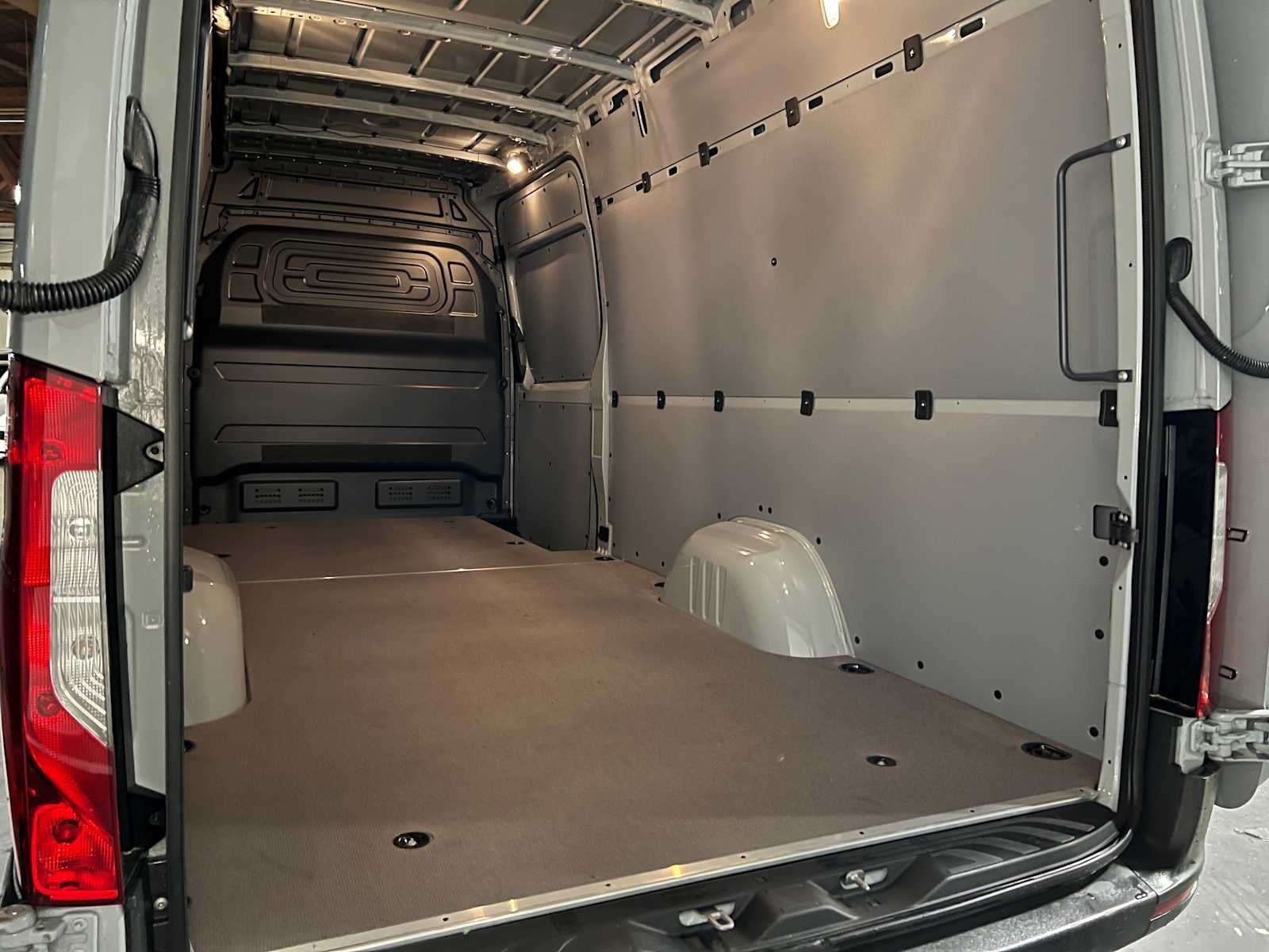 2025 Mercedes-Benz Sprinter Cargo Van 2500 High Roof I4 Diesel HO 170 AWD