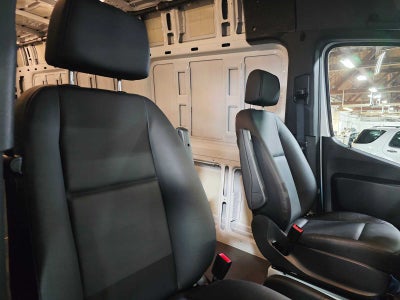 2025 Mercedes-Benz Sprinter Cargo Van 2500 High Roof I4 Diesel HO 170 Extended RWD