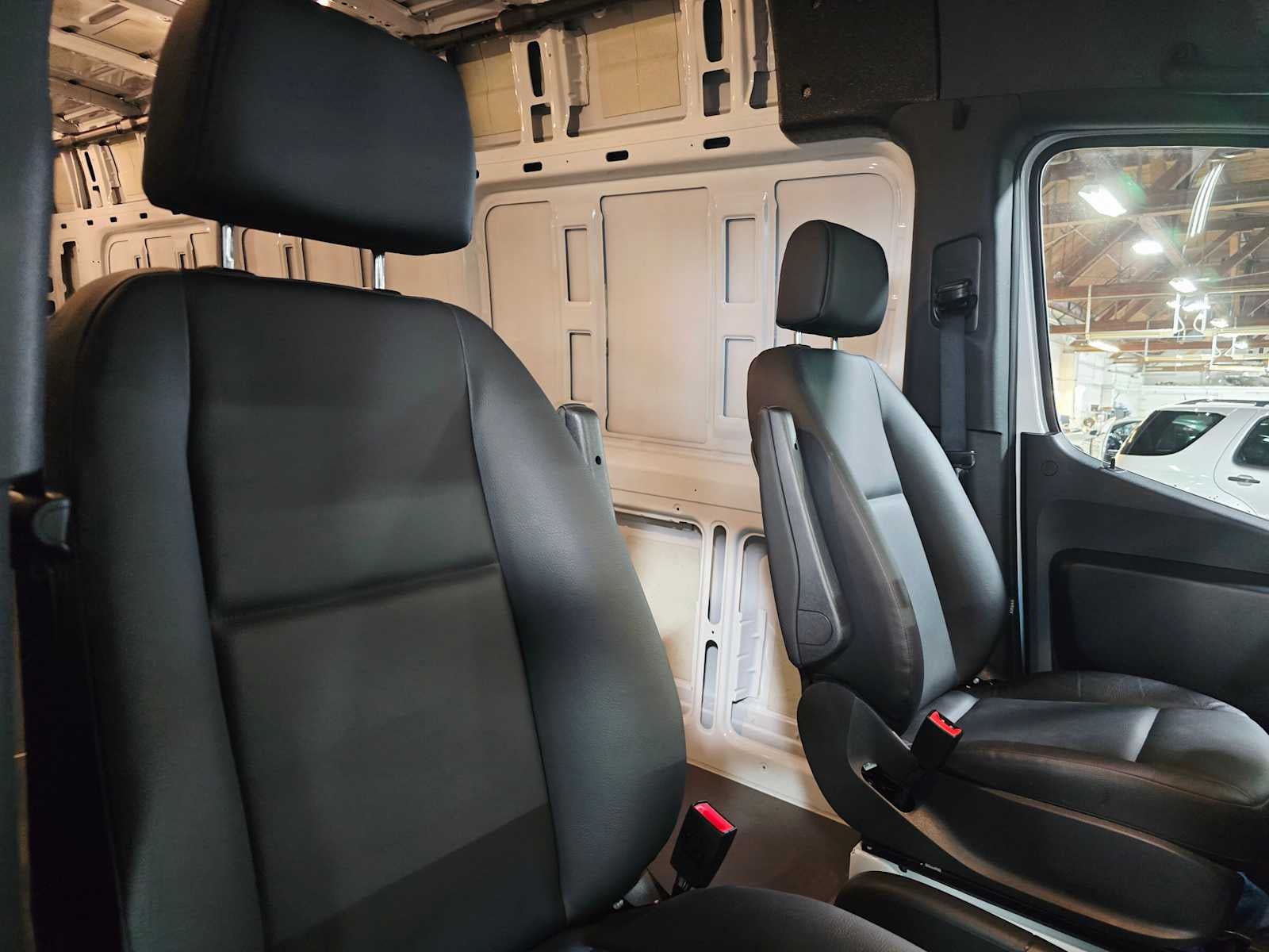 2025 Mercedes-Benz Sprinter Cargo Van 2500 High Roof I4 Diesel HO 170 Extended RWD
