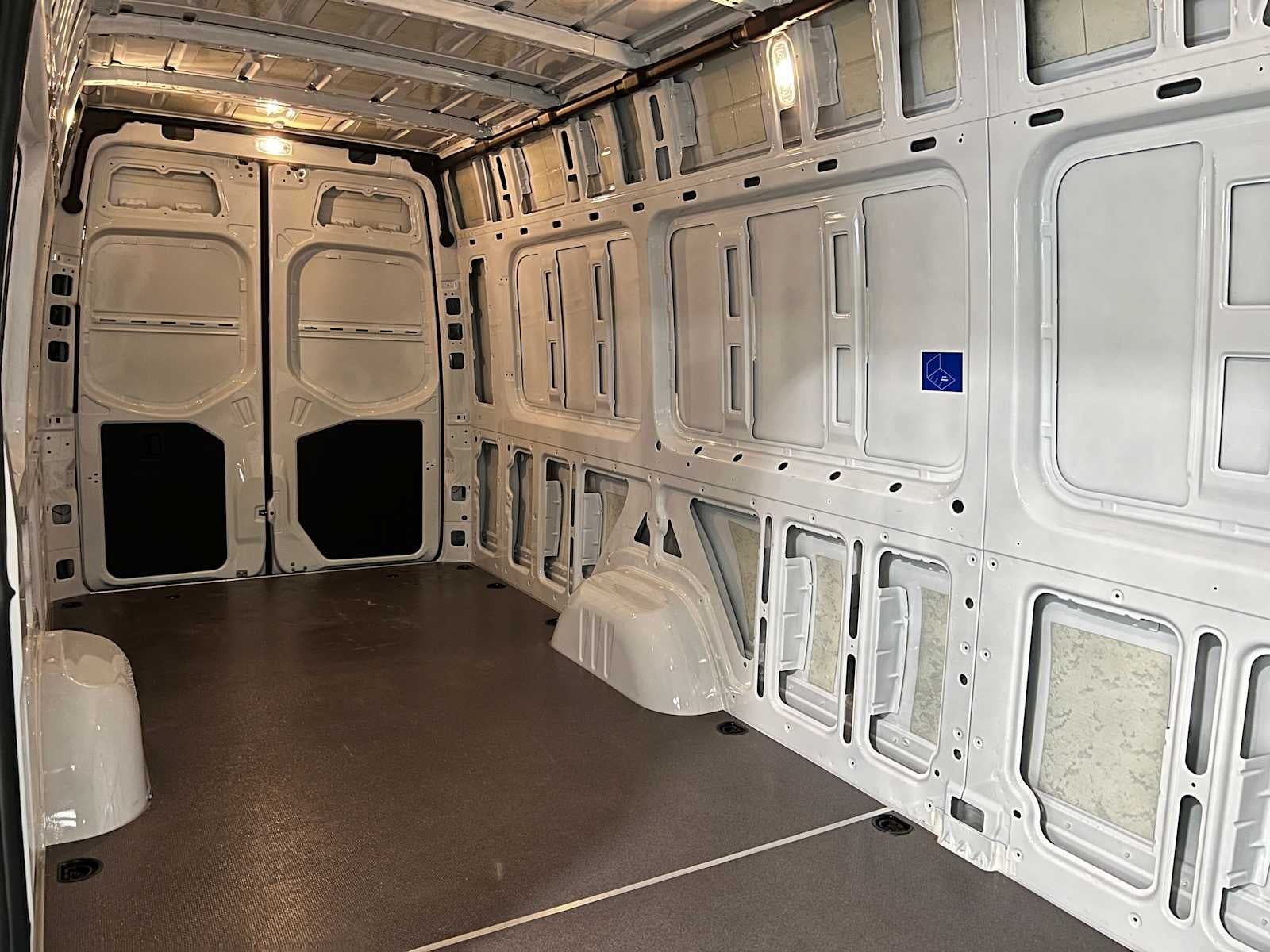 2025 Mercedes-Benz Sprinter Cargo Van 2500 High Roof I4 Diesel HO 170 Extended RWD