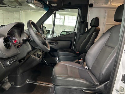 2025 Mercedes-Benz Sprinter Cargo Van 2500 High Roof I4 Diesel HO 170 Extended RWD