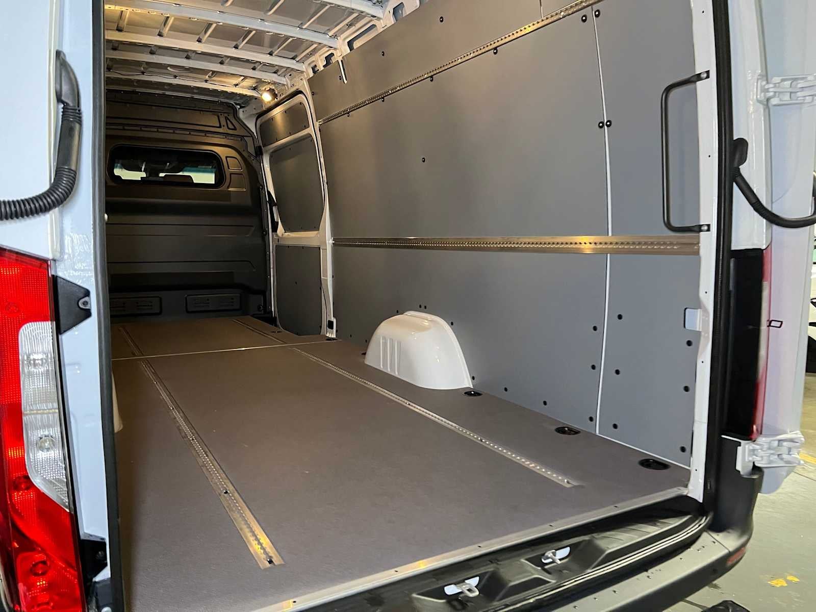 2026 Mercedes-Benz Sprinter Cargo 2500 High Roof I4 Diesel HO 170 Extended RWD