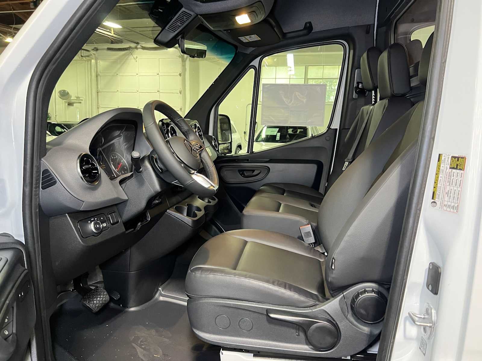 2026 Mercedes-Benz Sprinter Cargo 2500 High Roof I4 Diesel HO 170 Extended RWD