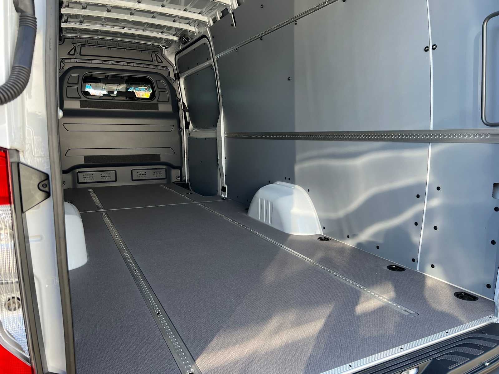 2026 Mercedes-Benz Sprinter Cargo 2500 High Roof I4 Diesel HO 170 Extended RWD