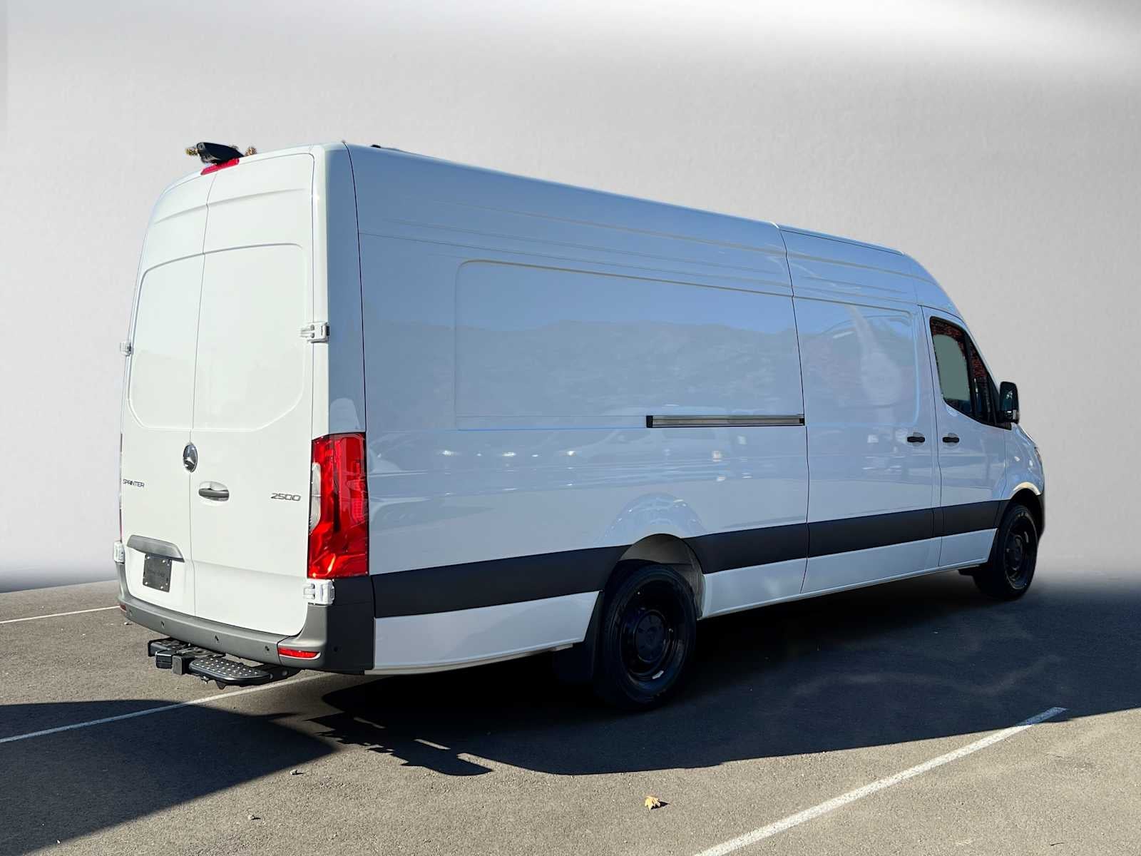 2026 Mercedes-Benz Sprinter Cargo 2500 High Roof I4 Diesel HO 170 Extended RWD