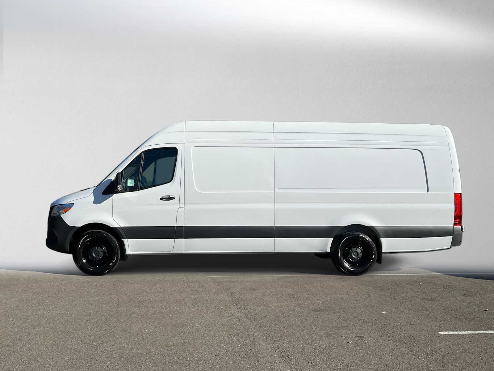 2026 Mercedes-Benz Sprinter Cargo 2500 High Roof I4 Diesel HO 170 Extended RWD