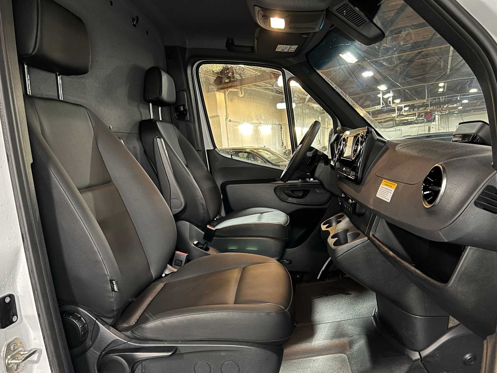 2025 Mercedes-Benz eSprinter Cargo Van 2500 Standard Roof HO 144 RWD