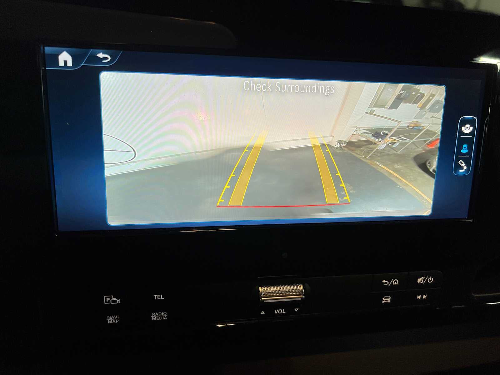 2025 Mercedes-Benz eSprinter Cargo Van 2500 Standard Roof HO 144 RWD