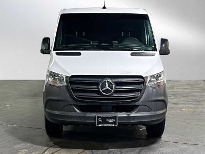 2025 Mercedes-Benz eSprinter Cargo Van 2500 Standard Roof HO 144 RWD